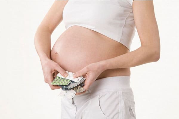 Thuốc coversyl chống chỉ định với phụ nữ mang thai và cho con bú