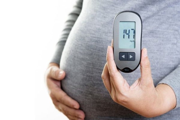 Tiểu đường thai kỳ là một trong những bệnh lý gây nguy hiểm cho cả mẹ và bé