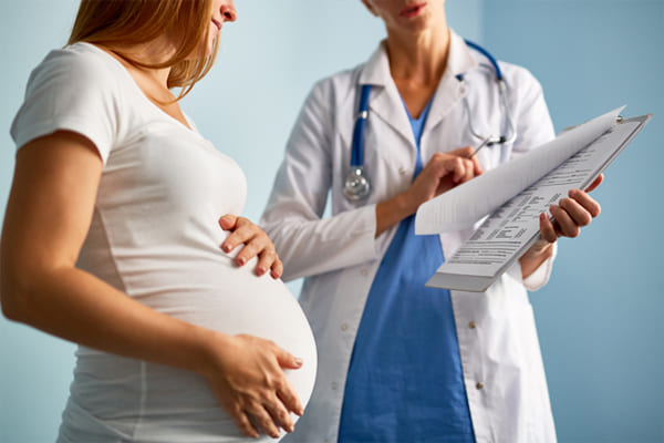 Khi mang thai cần thăm khám thai đúng định kỳ