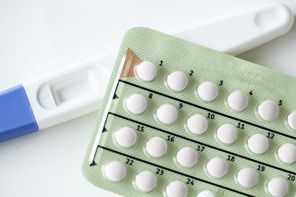 Thuốc tránh thai tuy hiệu quả nhưng tồn đọng nhiều nhược điểm cần chú ý