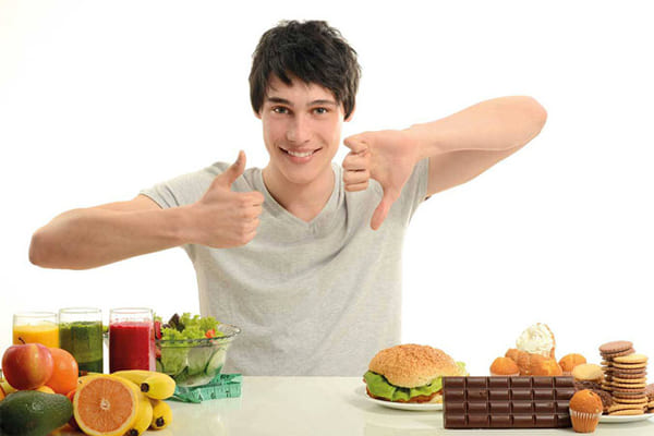 Chế độ ăn ăn uống có ảnh hưởng đến khả năng sinh lý nam như thế nào?