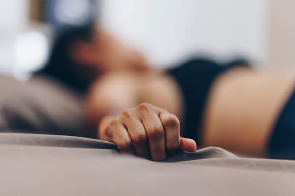 Thế nào là thủ dâm đúng cách - Lợi ích và tác hại của việc thủ dâm